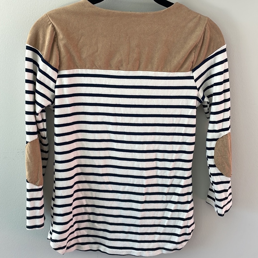 Fitted Blouse Top - Picture 8 of 8